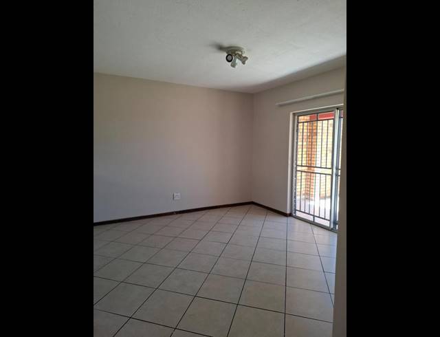 2 BEDROOM PROPERTY TO RENT IN STONERIDGE